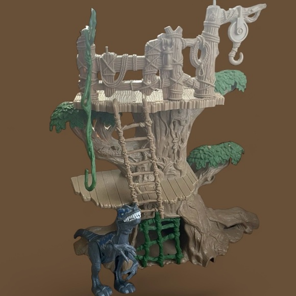 Animal Planet Dinosaur Adventure Treehouse Playset - Picture 4 of 6